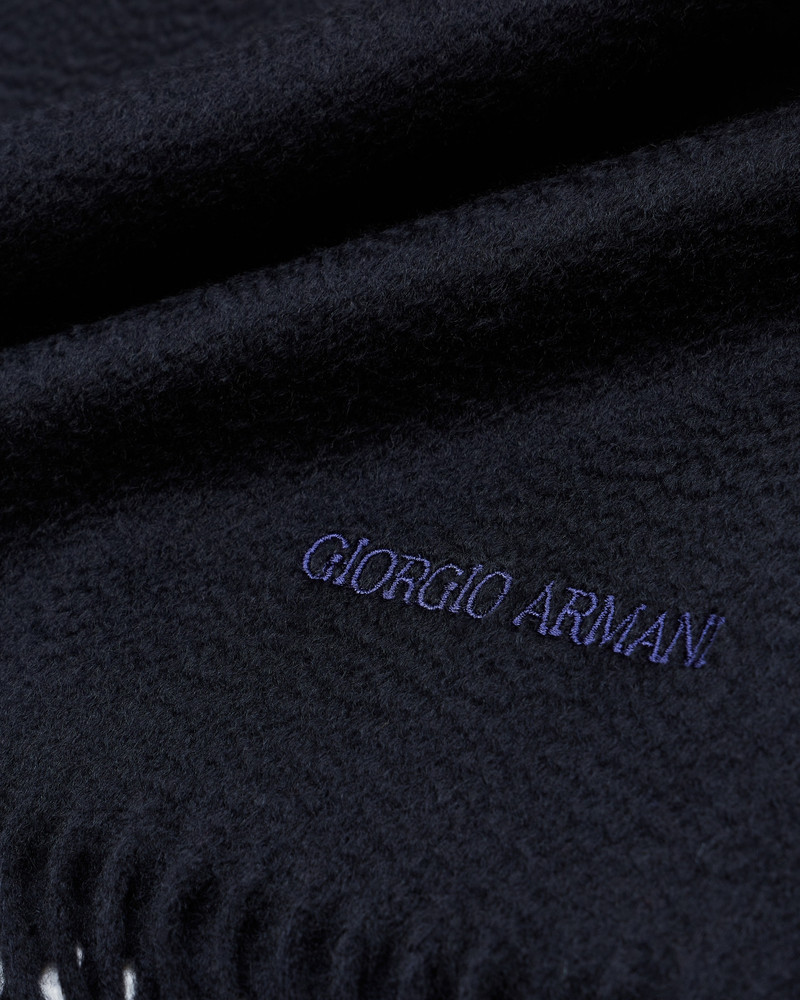 GIORGIO ARMANI CASHMERE STOLE WITH FRINGING outlook