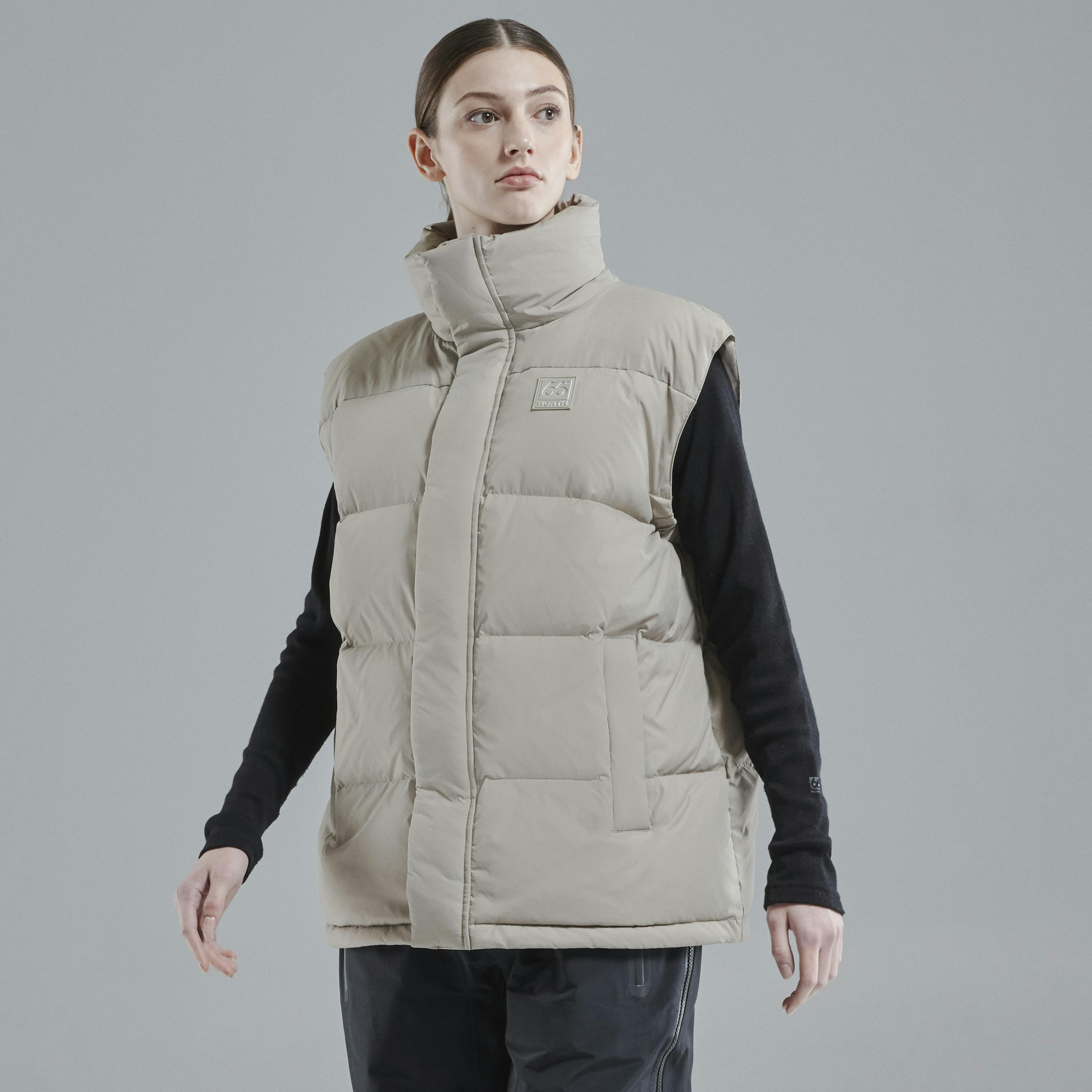 Dyngja Down Vest PFAS-Free (Unisex) - 9