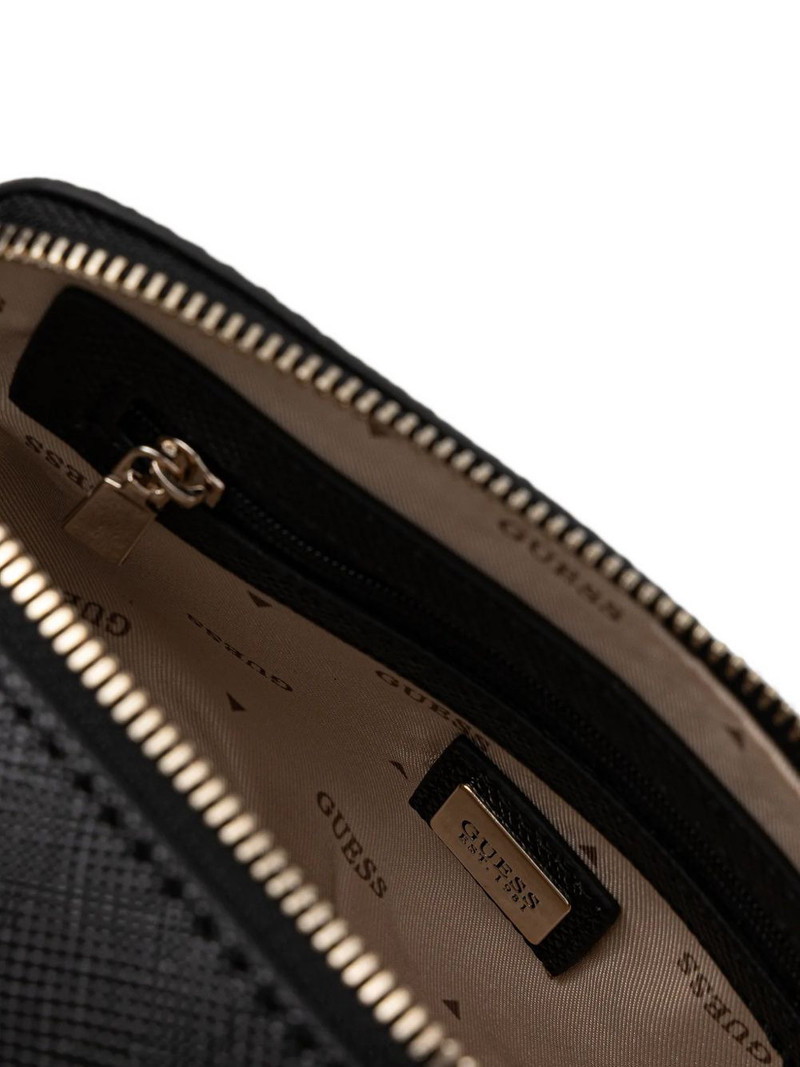 chain strap cross body bag 5