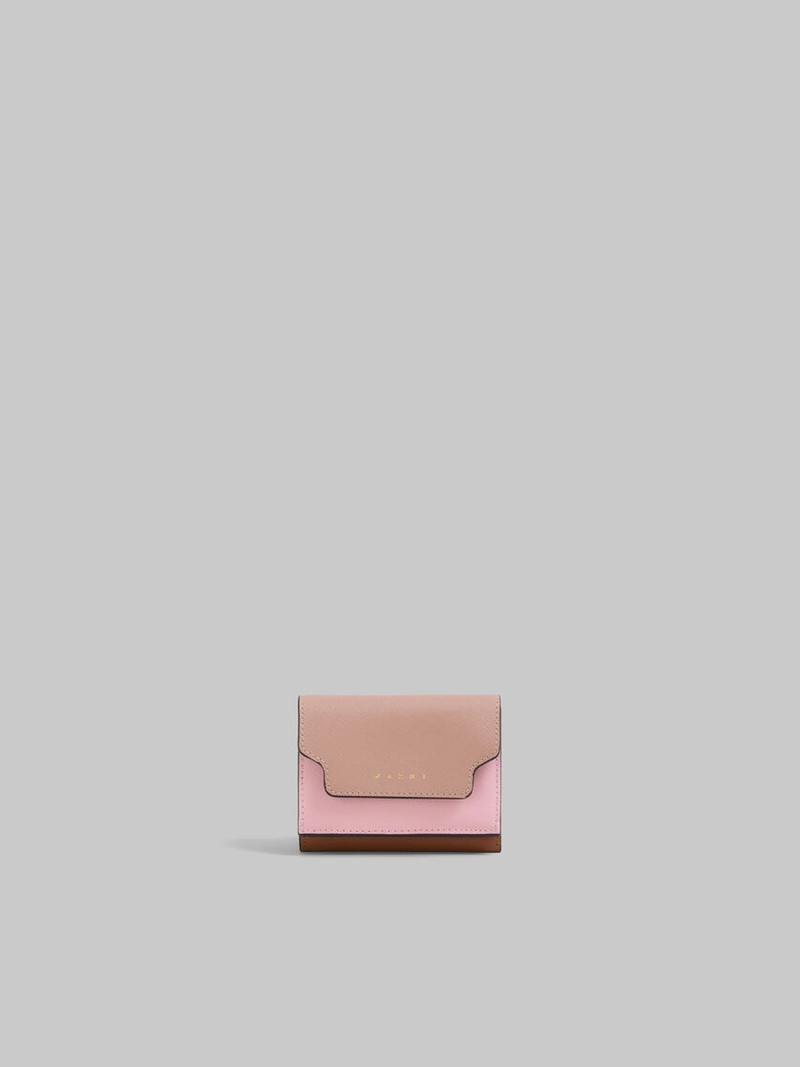 TRIFOLD WALLET IN ANTIQUE PINK, PINK AND BROWN SAFFIANO LEATHER 1