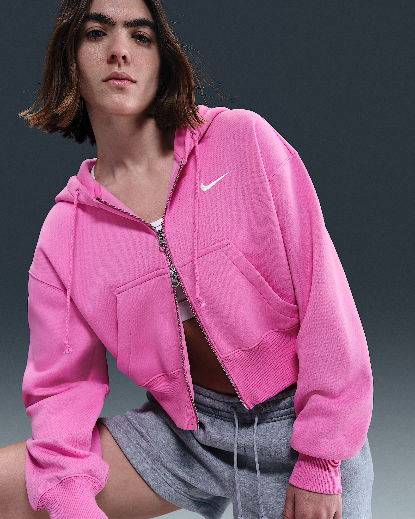 Nike Sportswear Phoenix Fleece Women's Loose Full-Zip Cropped Hoodie - 3