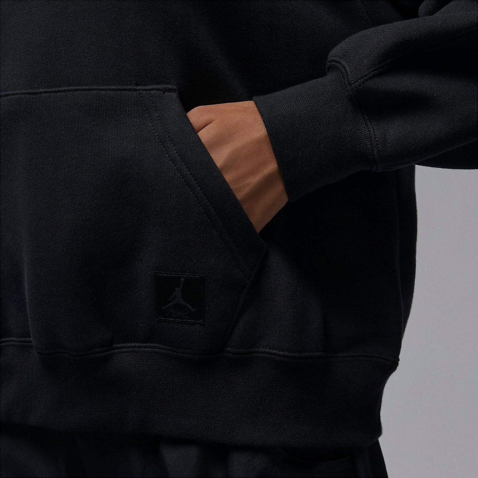 (WMNS) Air Jordan Flight Fleece Top 'Black' FD7222-010 - 4