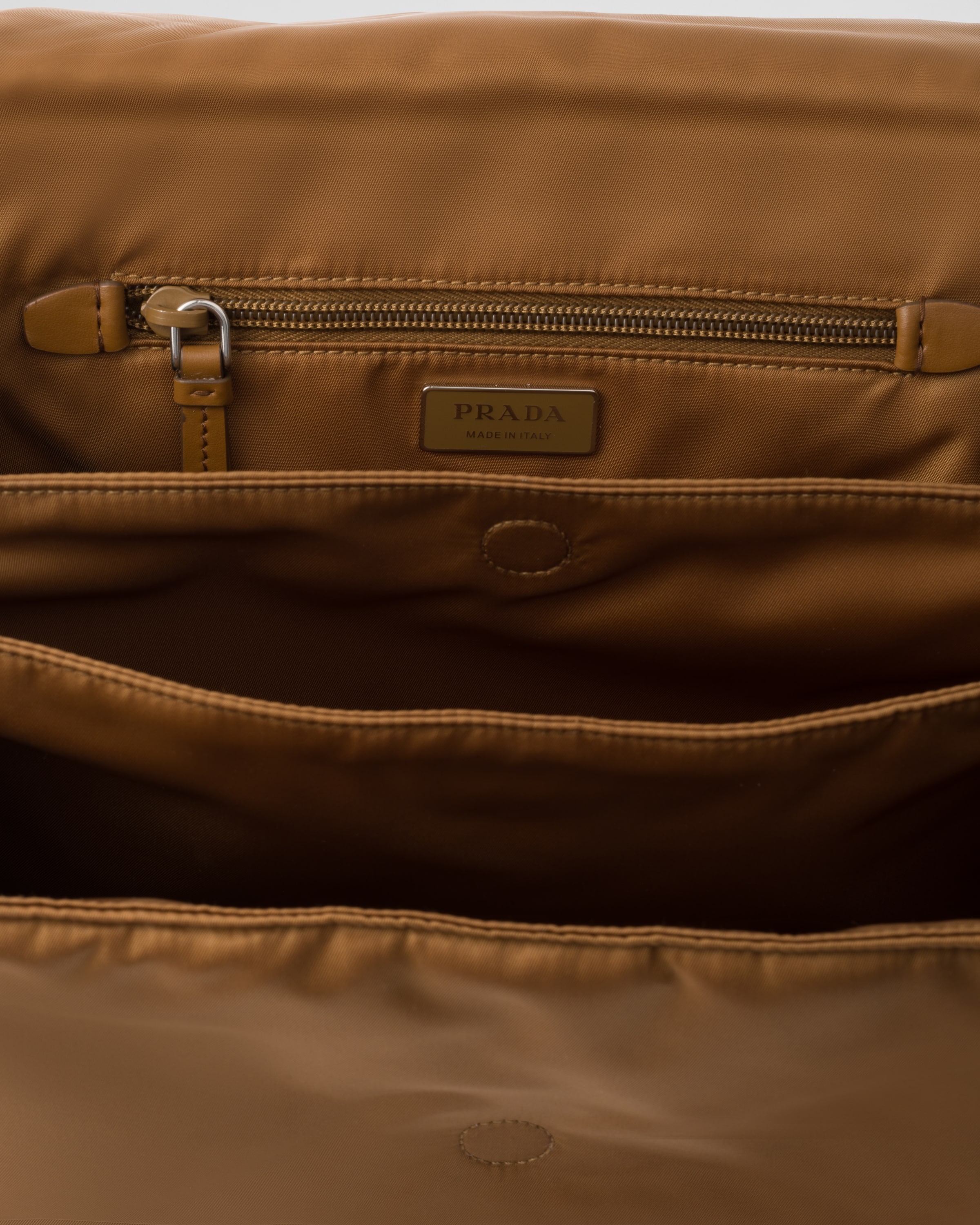 Medium padded Re-Nylon shoulder bag - 4