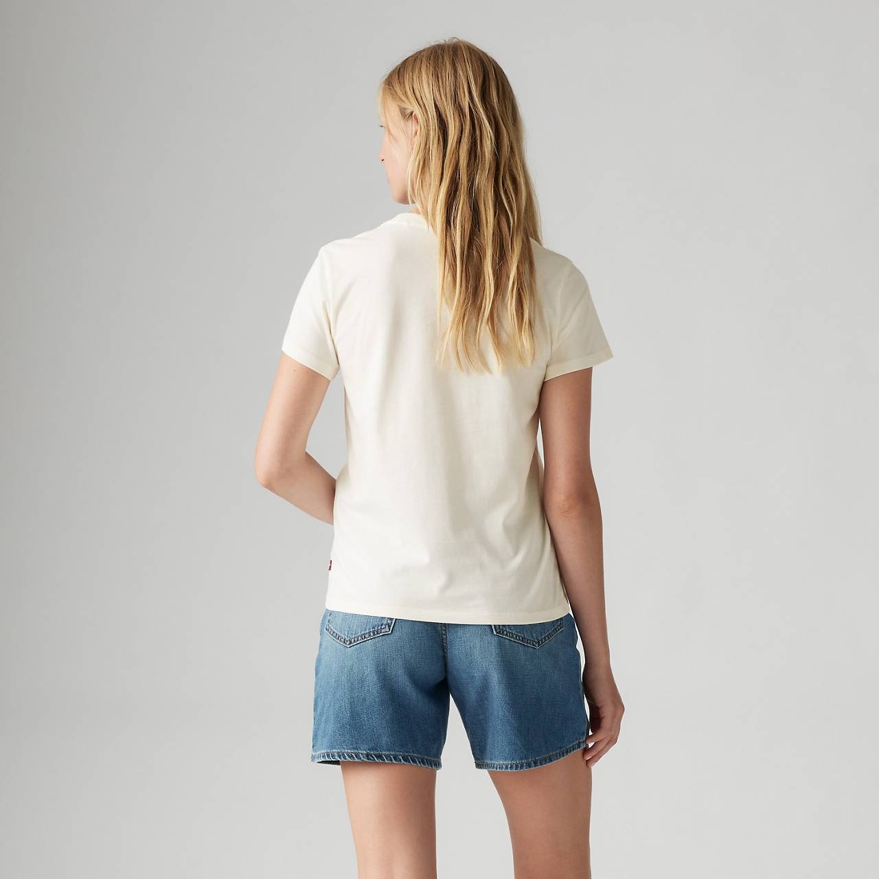 GRAPHIC PERFECT T-SHIRT - 4