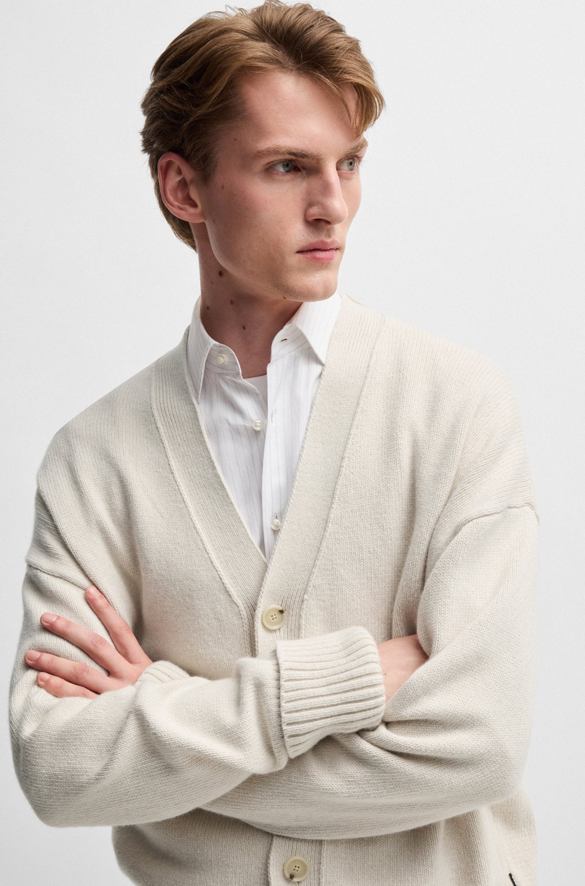 RELAXED-FIT CARDIGAN WITH BUTTON FRONT AND RIBBED CUFFS - 3