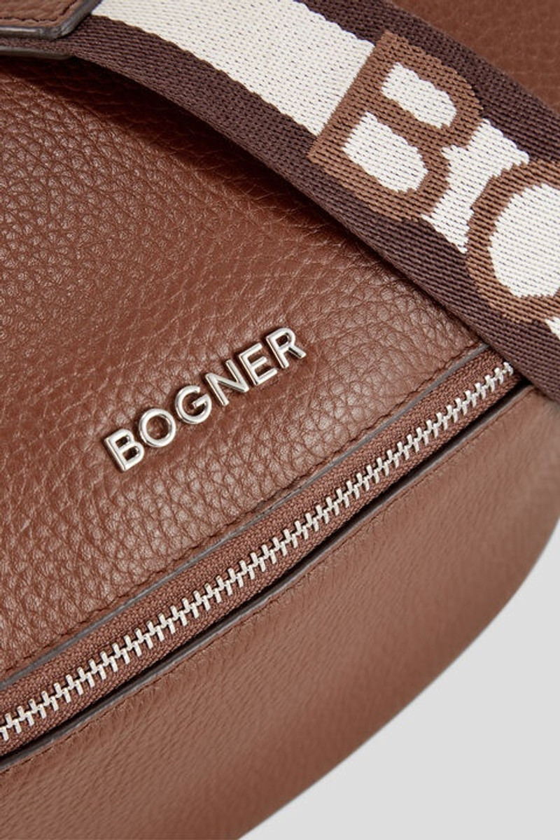 Andermatt Sina Belt bag in Cognac 5