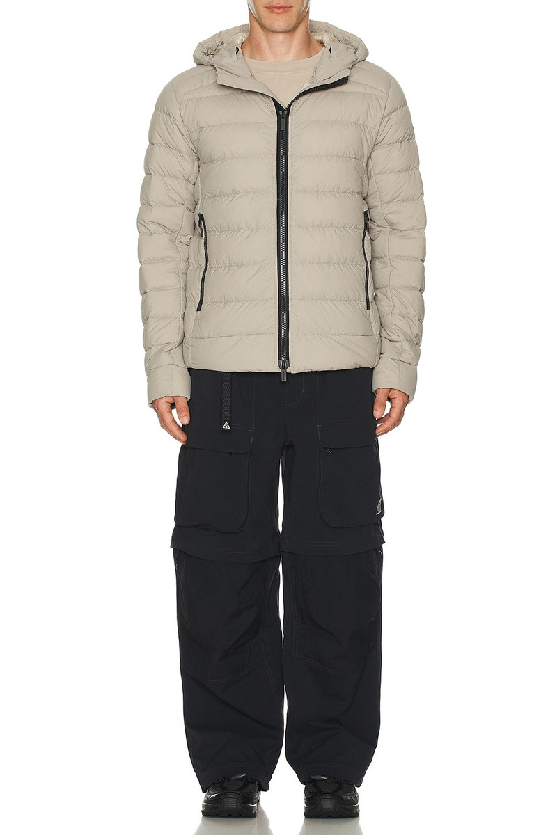 Canada Goose Crofton Hoody Enduraluxe outlook