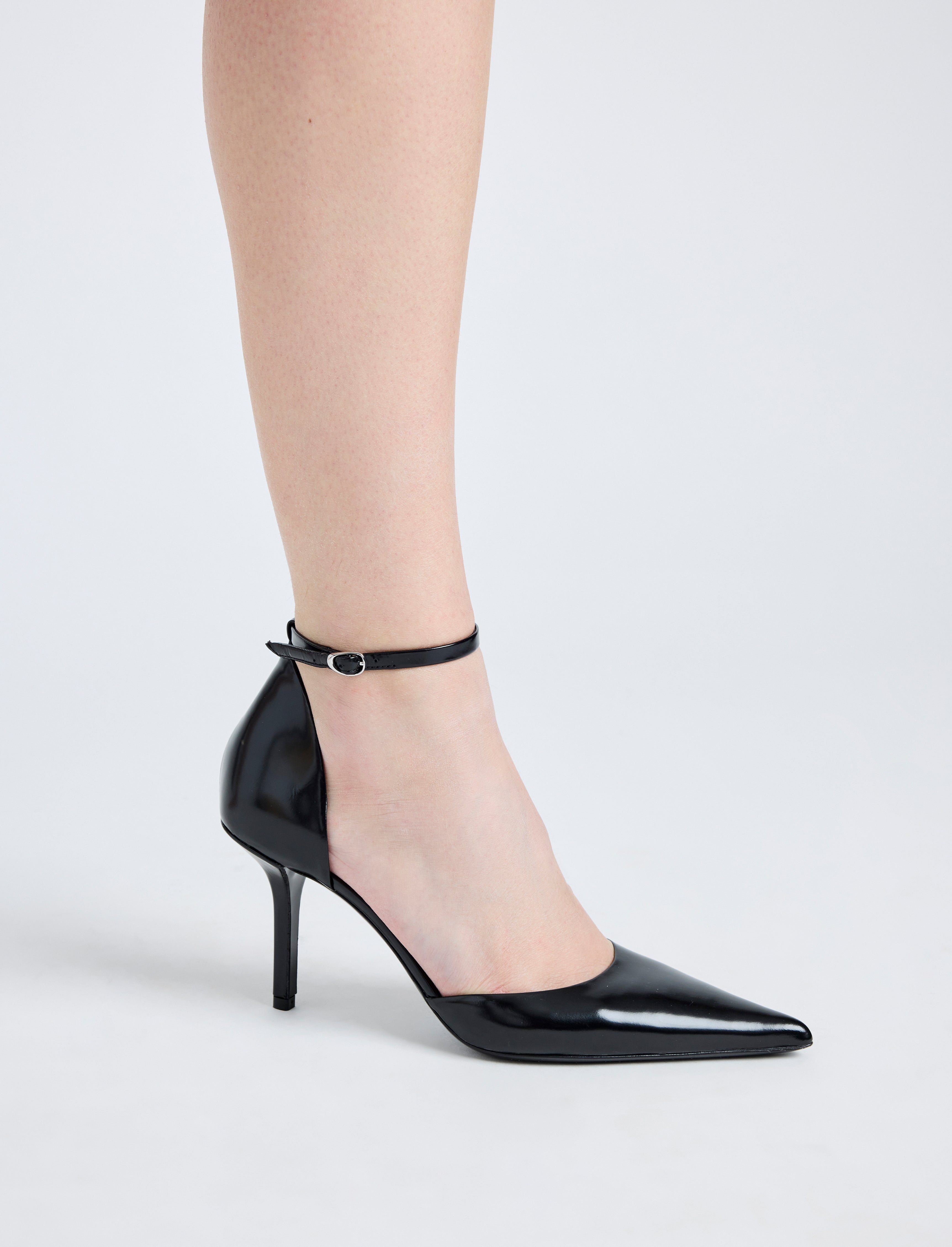 Slash Ankle Strap Pumps in Spazzolato Leather - 5