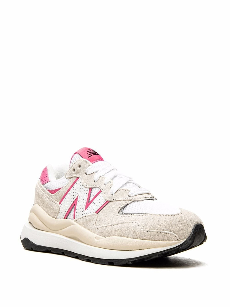 New Balance 57/40 low-top sneakers outlook