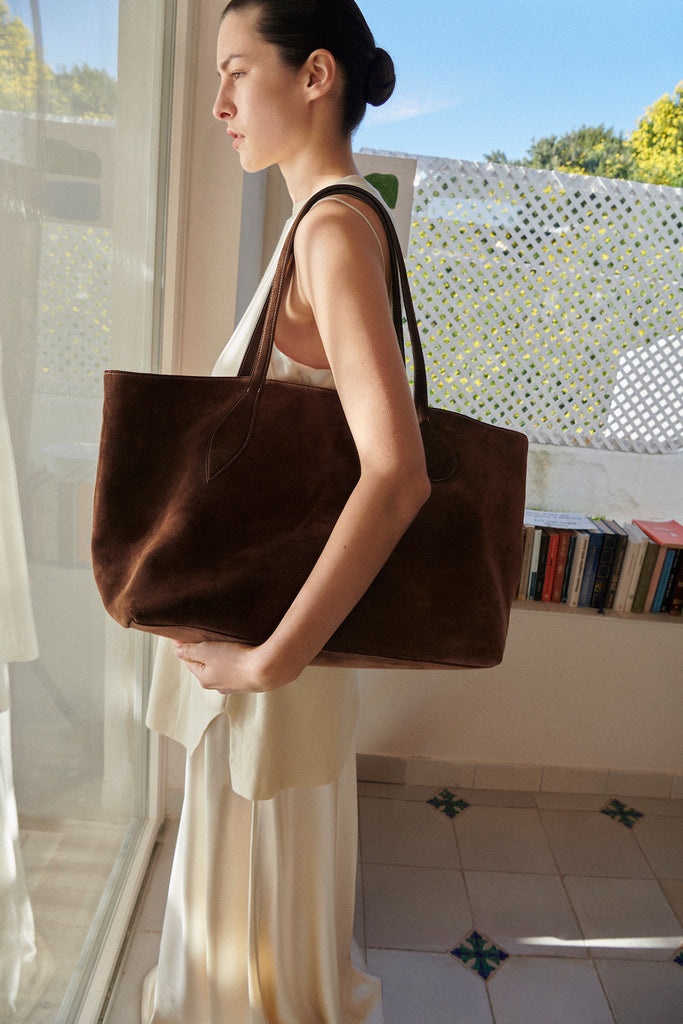 MEGA SPROUT TOTE DARK BROWN SUEDE - 2