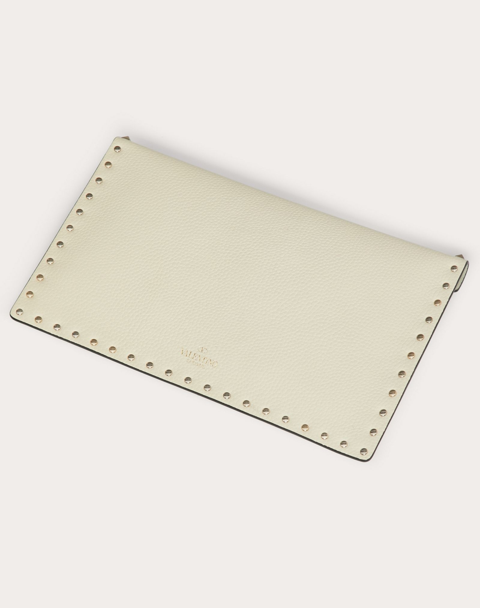 ROCKSTUD GRAINY CALFSKIN ENVELOPE POUCH - 3