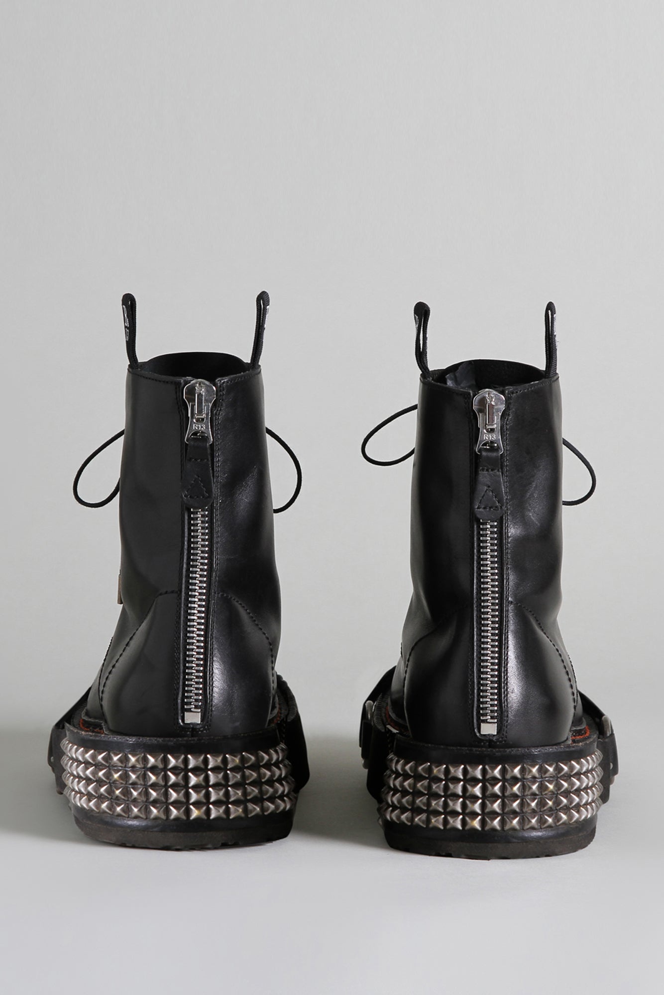 SINGLE STACK BOOT WITH STUD SOLE - BLACK - 3