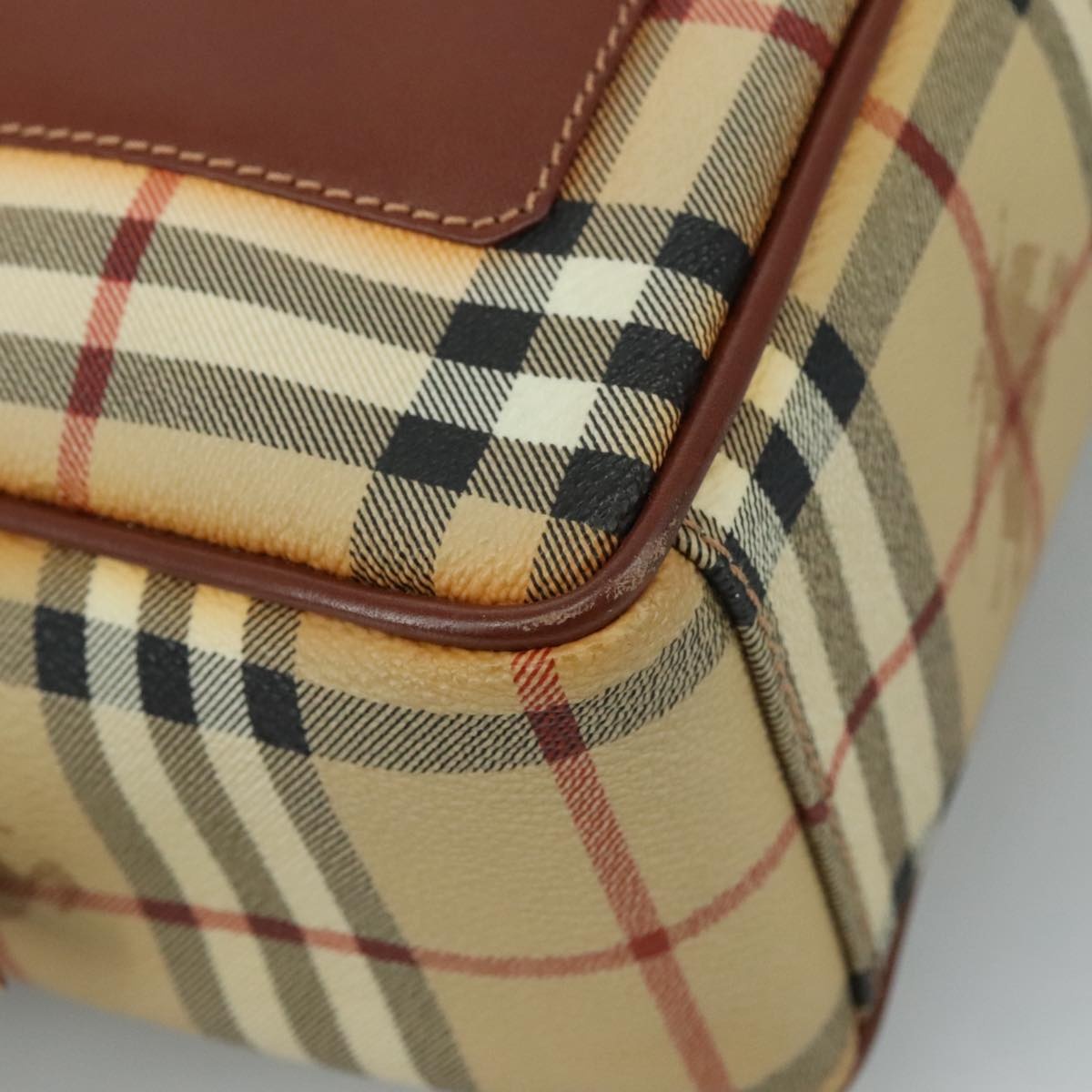 Burberry Nova Check Shoulder Bag Pvc Leather Beige - 14