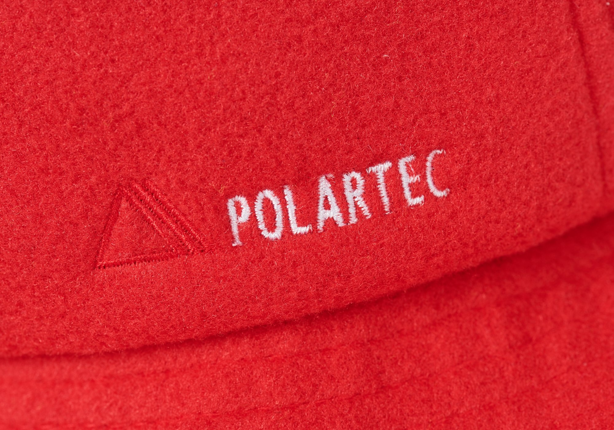 LOVE PALACE POLARTEC BUCKET RED - 4