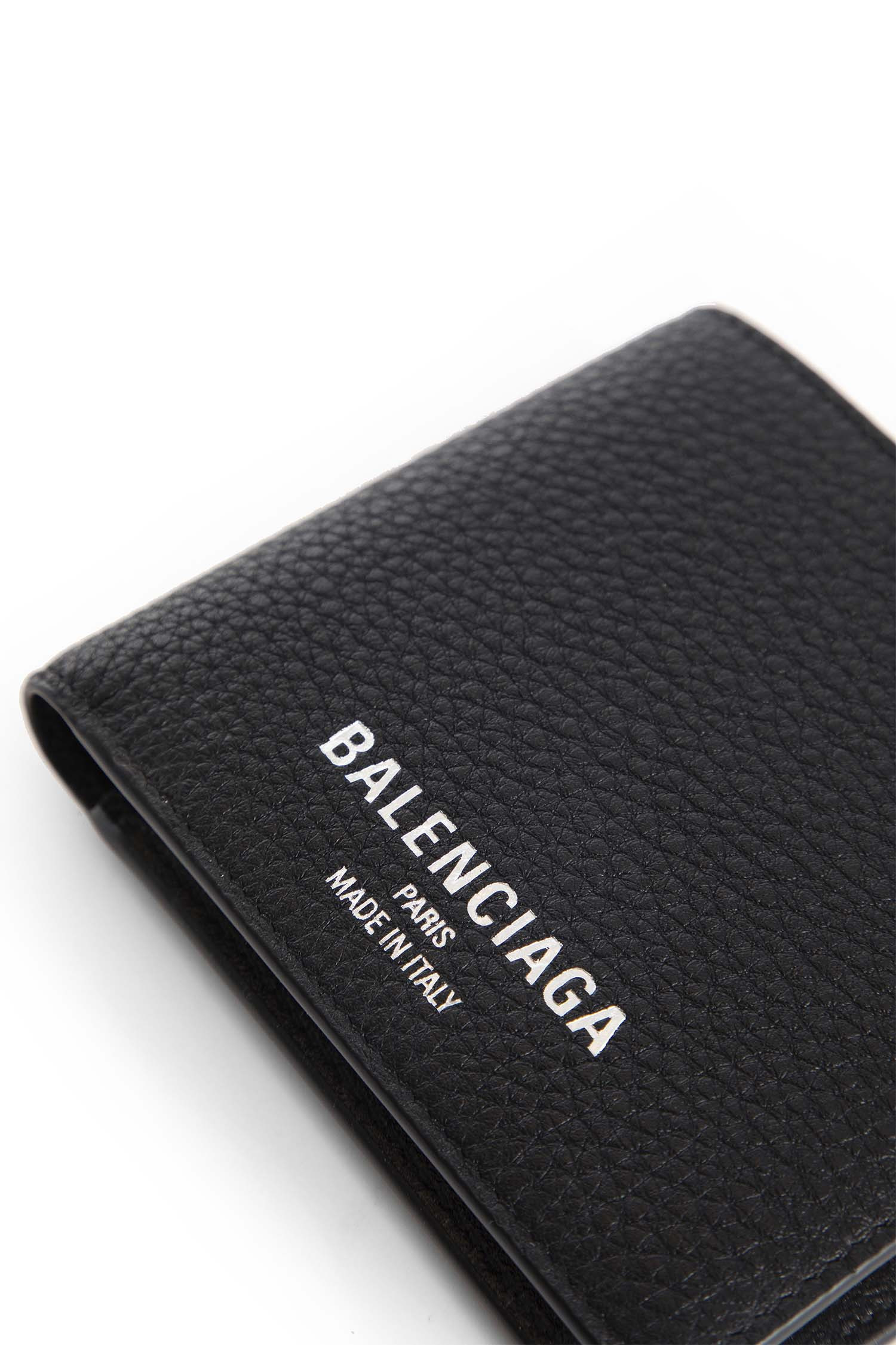 Credit-Square-Folded-Coin-Wallet-I - 3