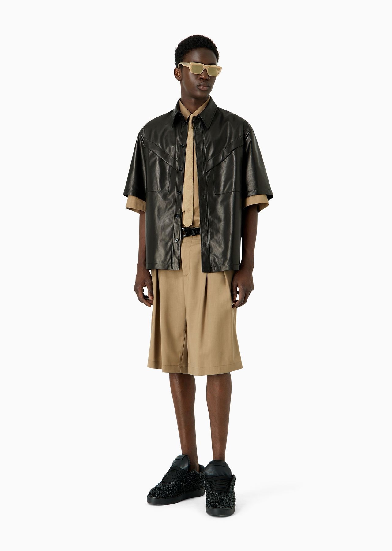 Short-sleeved shirt in partially vegetable-tanned plonge lamb nappa leather - 4