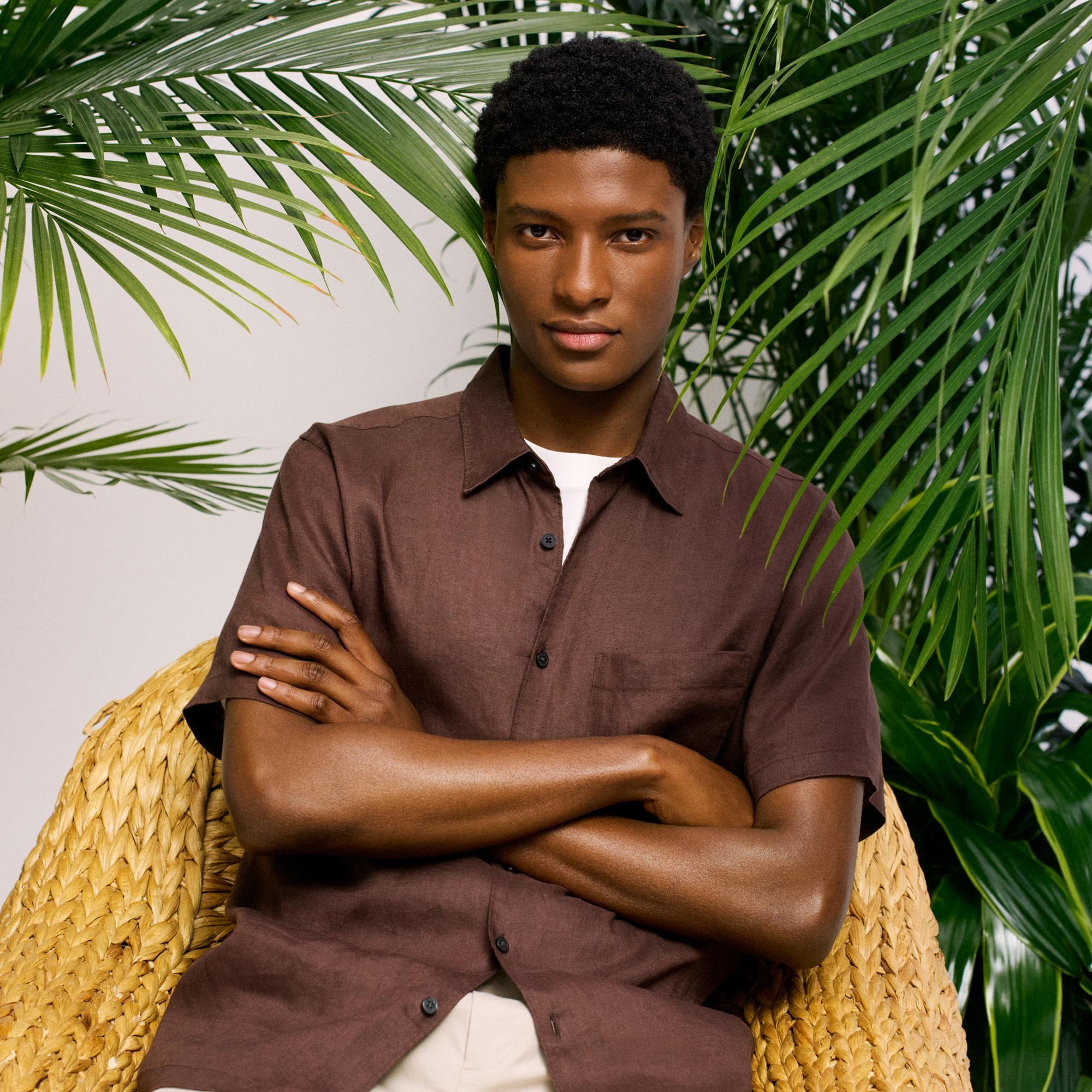 Irving Short-Sleeve Shirt in Relaxed Linen - 7