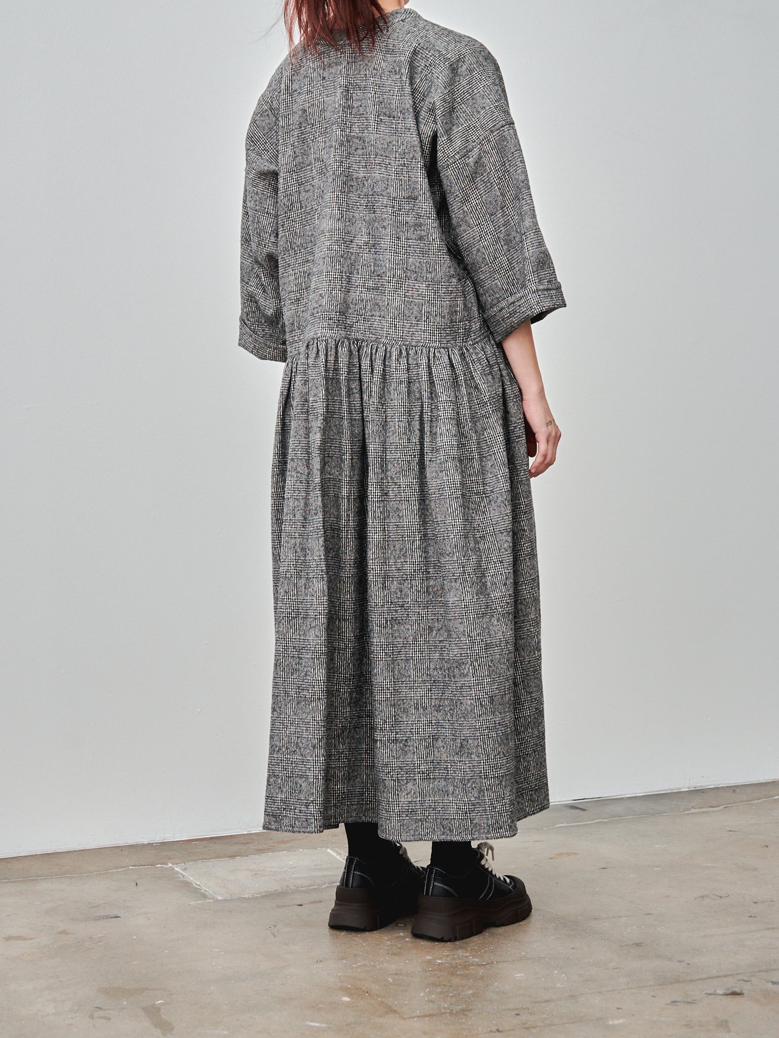 Delos Dress - Prince of Wales Gray - 3