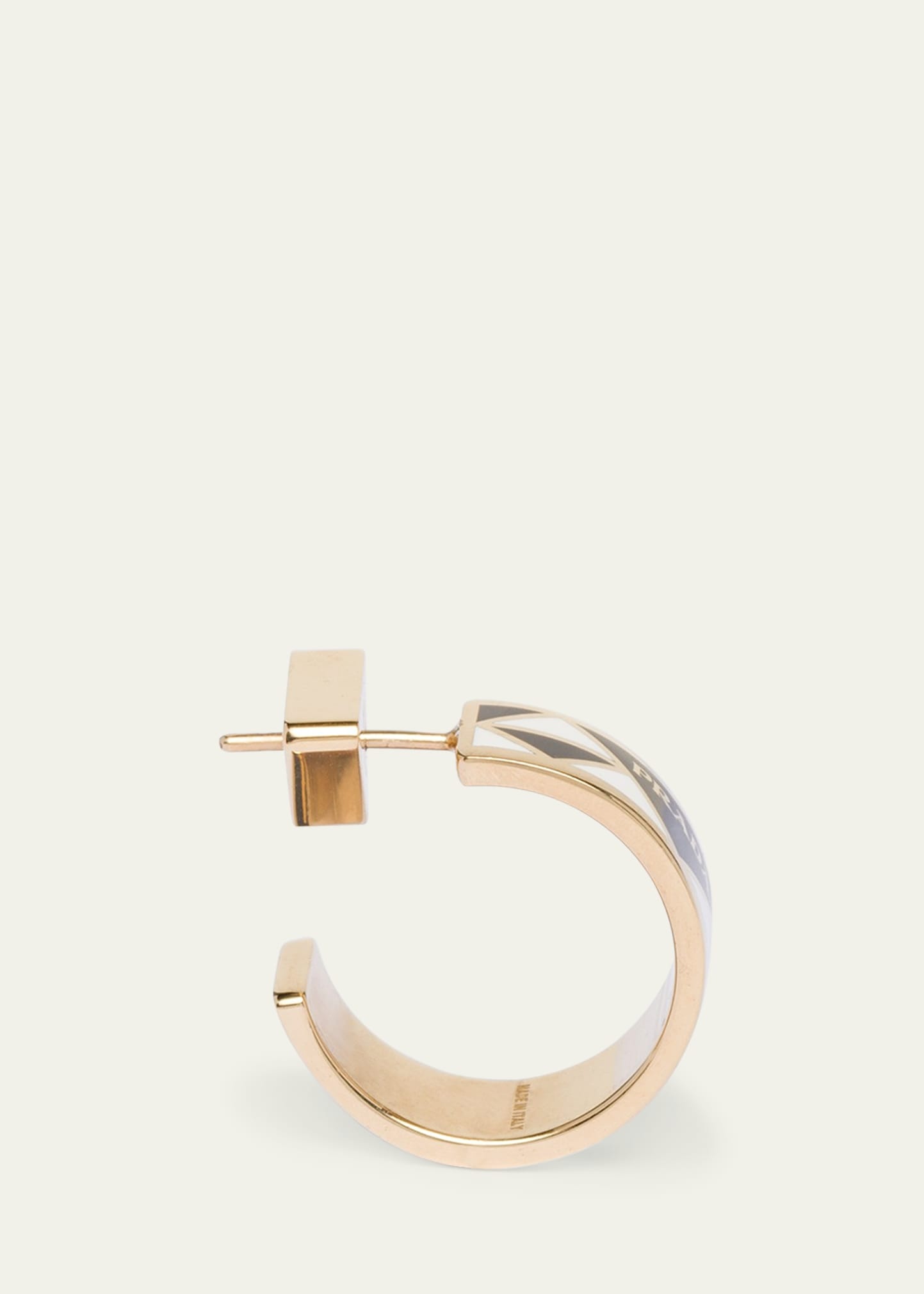 Triangle Symbole Huggie Earrings - 3