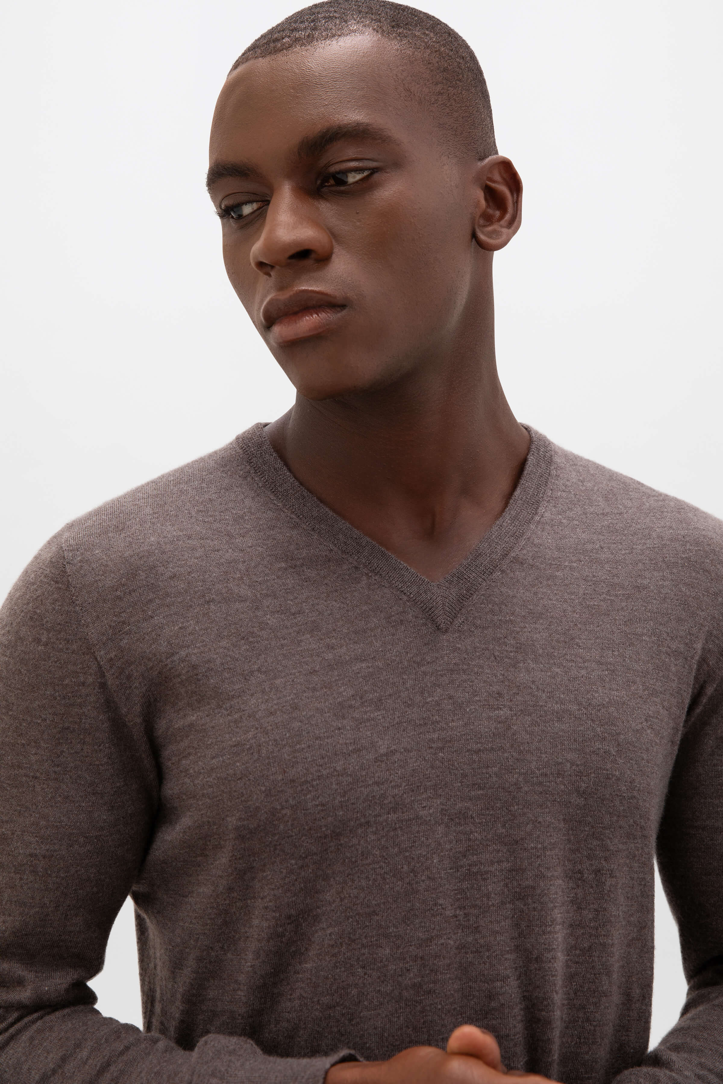 Superfine Cashmere V Neck - 5