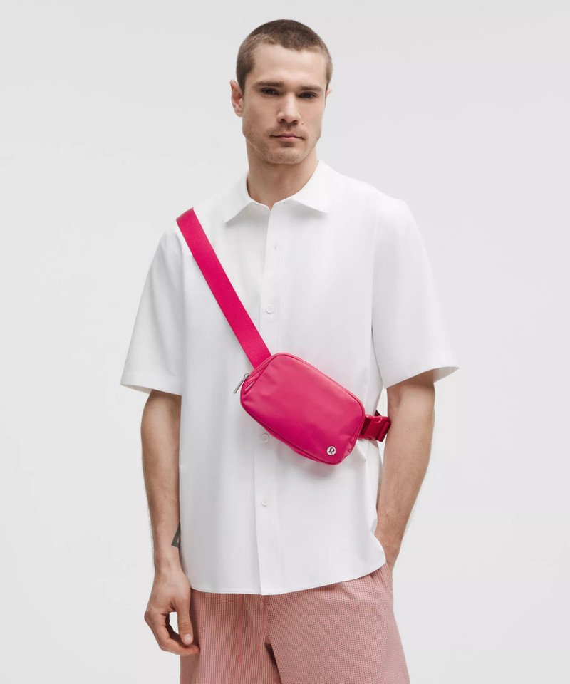 Everywhere Belt Bag with Long Strap 1L 6