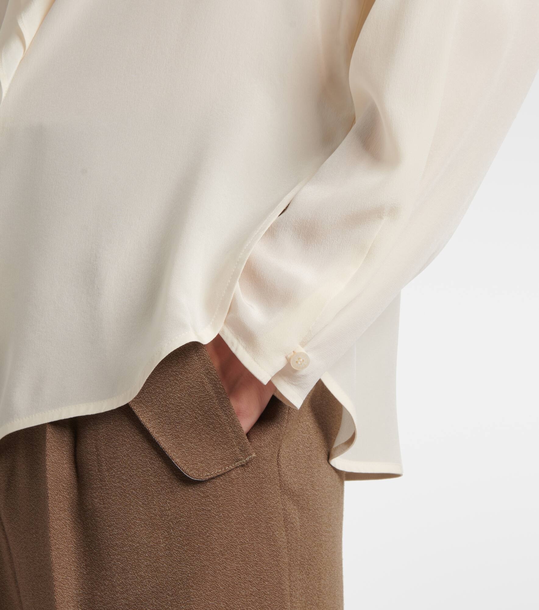 Ruffled silk blouse - 5