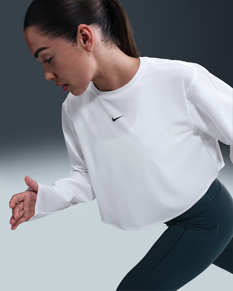 Nike One Women's Repel Woven Top 3