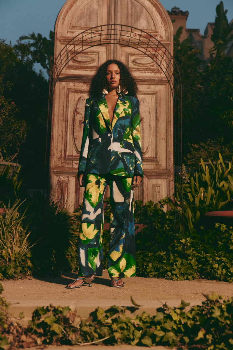 Bloo Crepe Pant in Large Abstract Floral 5