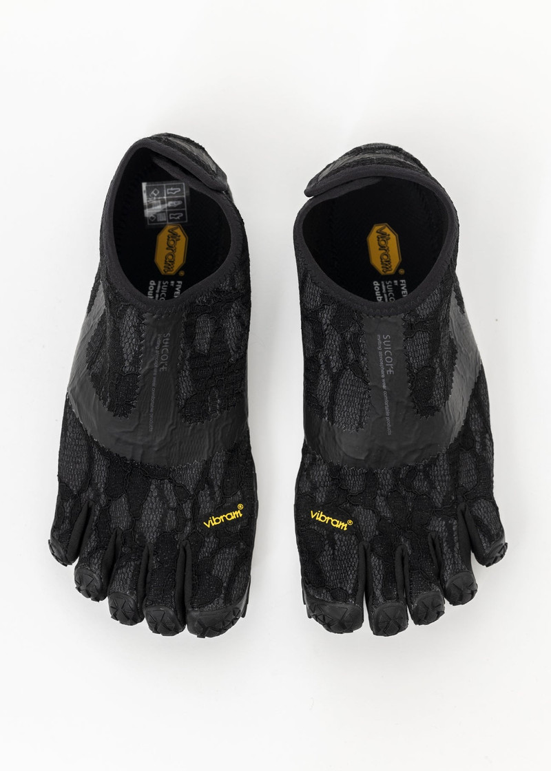 BLACK LACE FIVE FINGERS 3