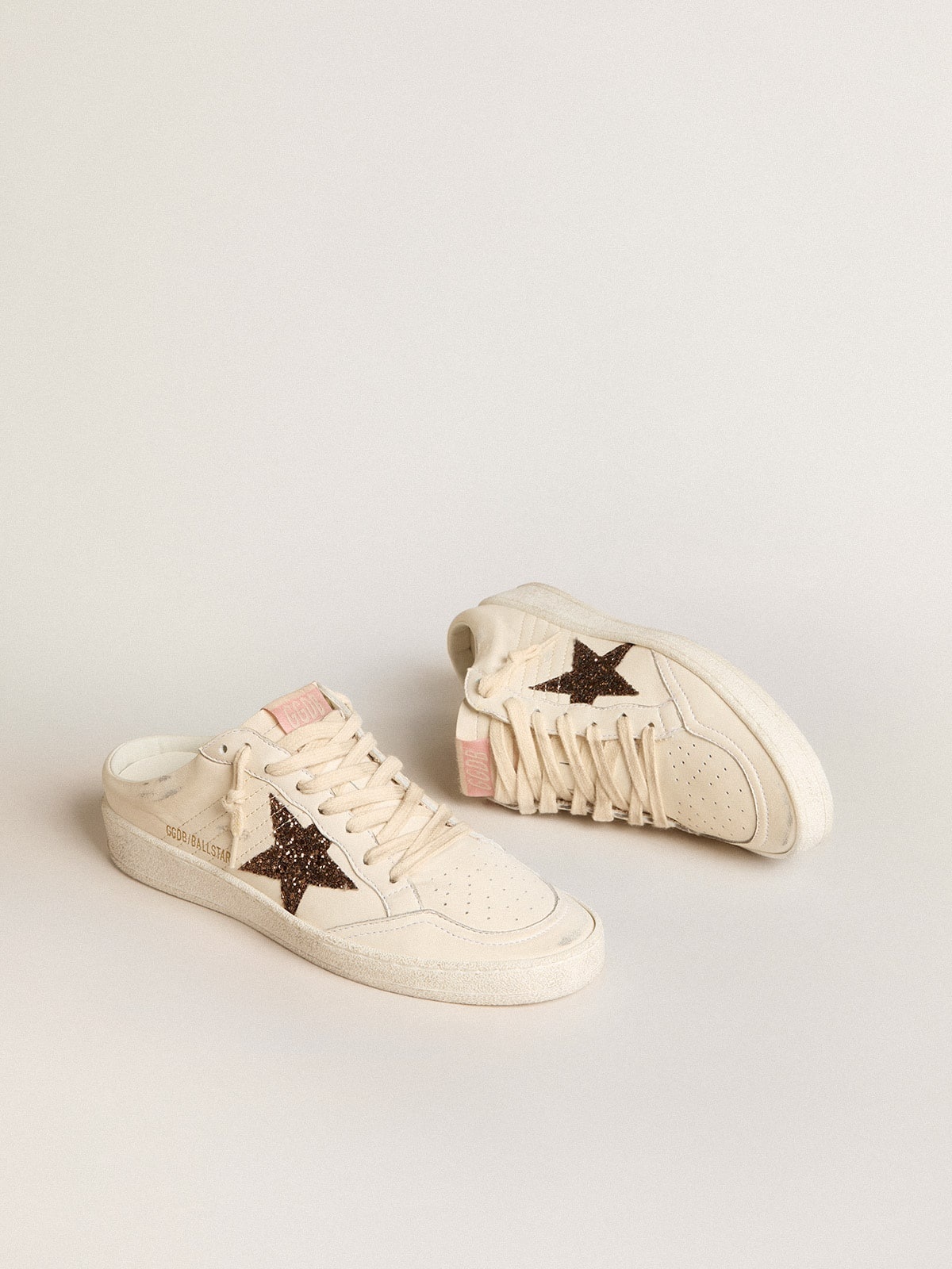 Ball Star Sabots in ivory nappa with bronze glitter star - 2