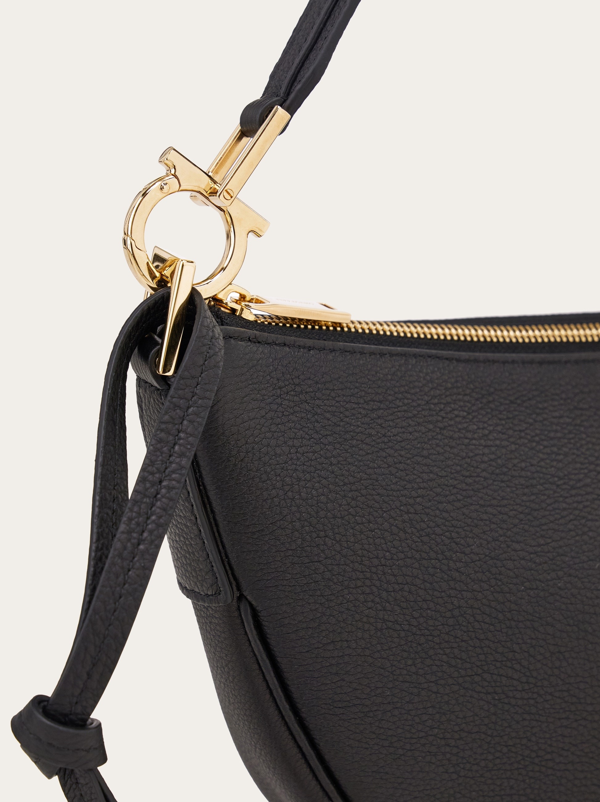 Hobo bag (M) - 6