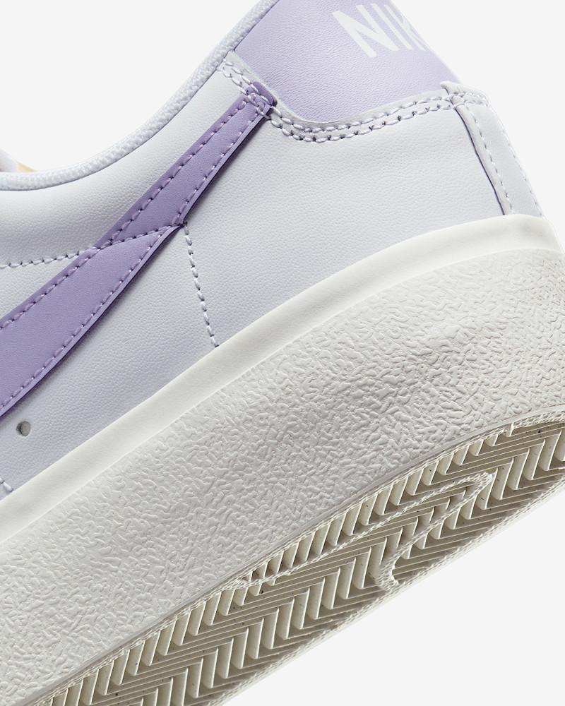 Nike Blazer Low Platform Women's Shoes 9