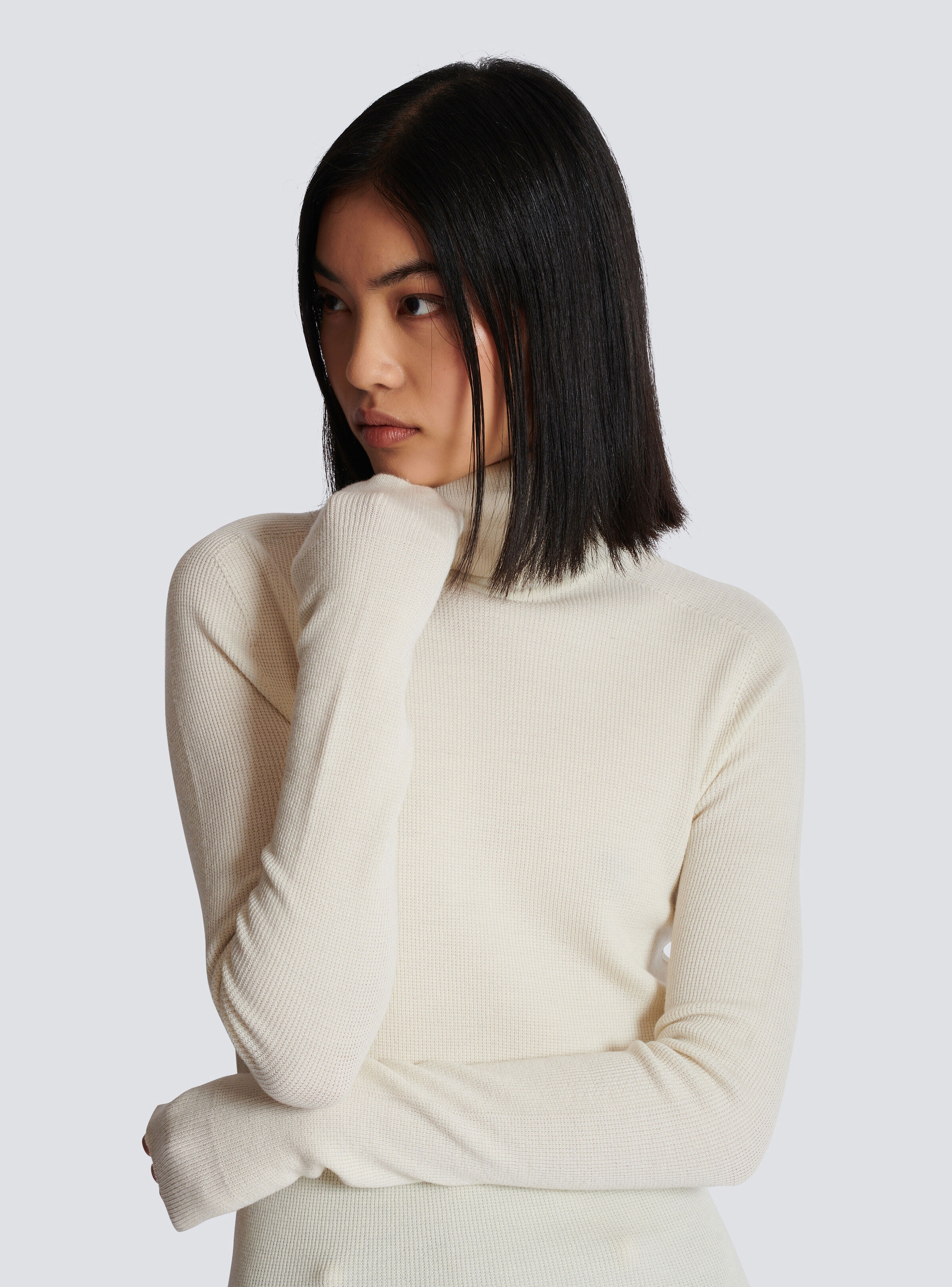 Knitted turtleneck jumper - 6