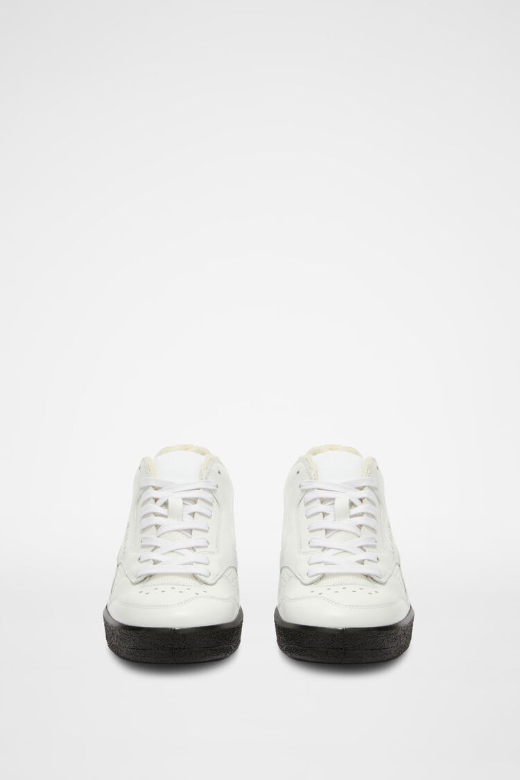 Low-Top Sneakers - 2