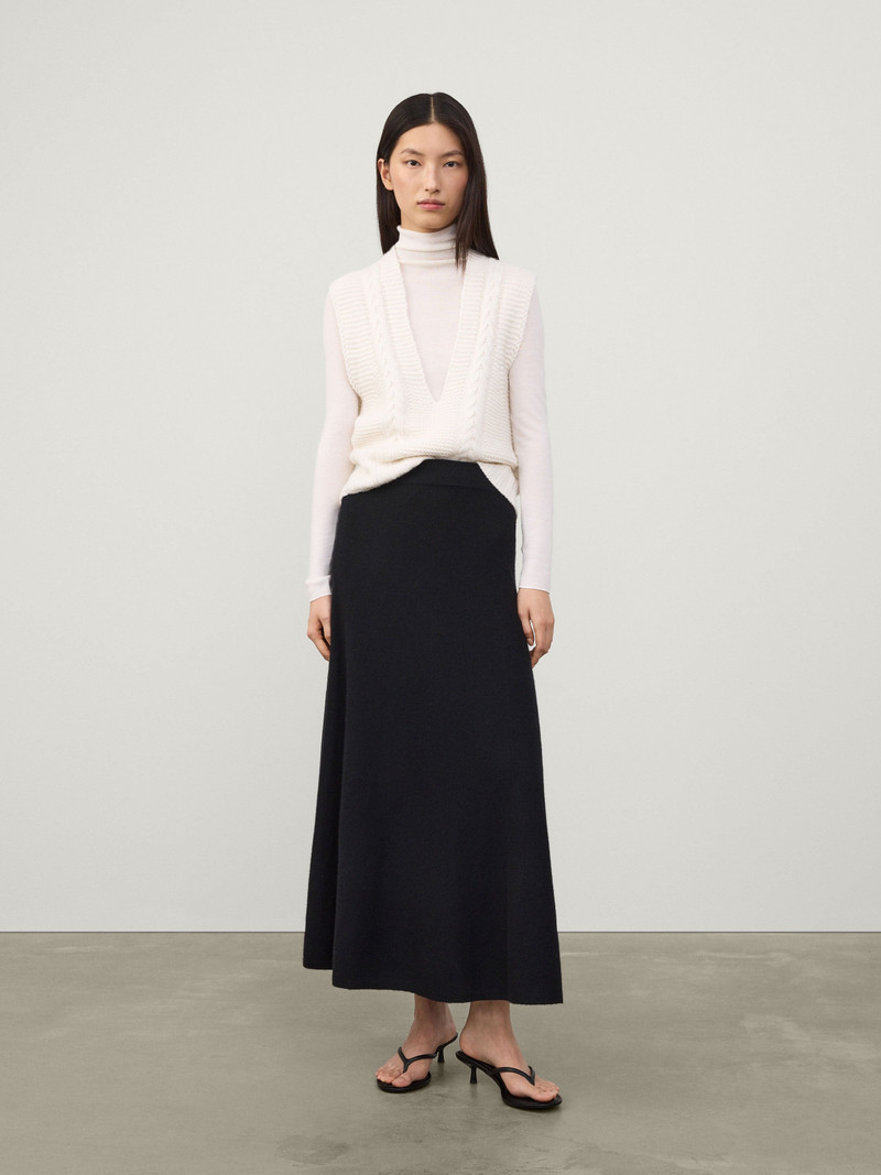 LISA YANG The Torie Skirt outlook