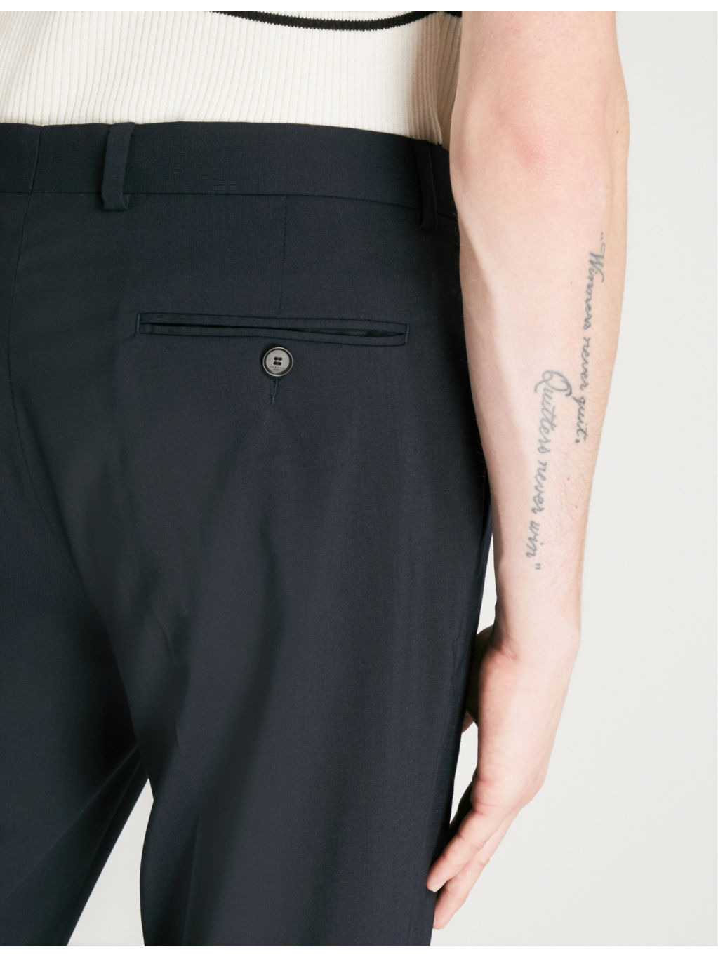 Slim-fit tapered stretch-wool trousers - 7