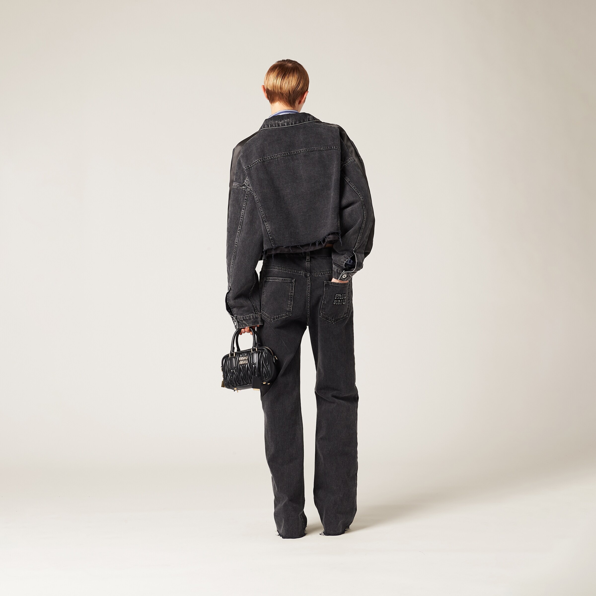 Five-pocket black denim jeans - 3