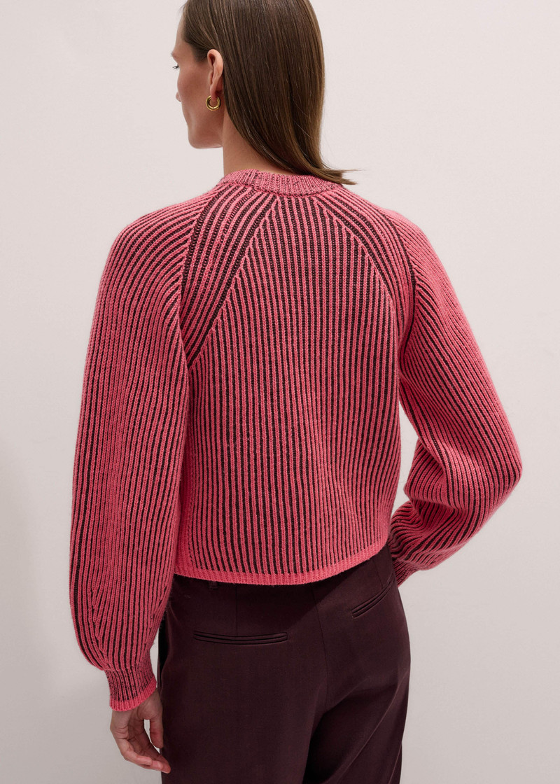 Statement Sweater 5