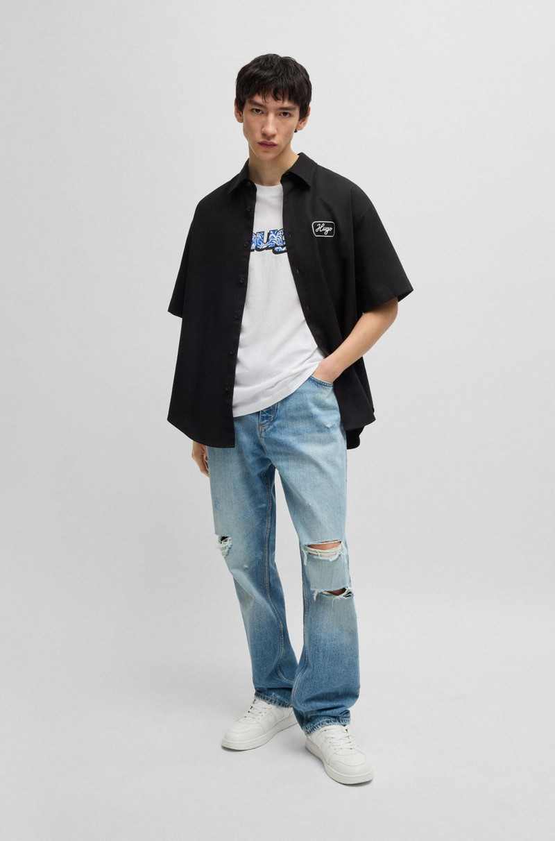 HUGO COTTON T-SHIRT WITH GRAPHIC LOGO PRINT outlook