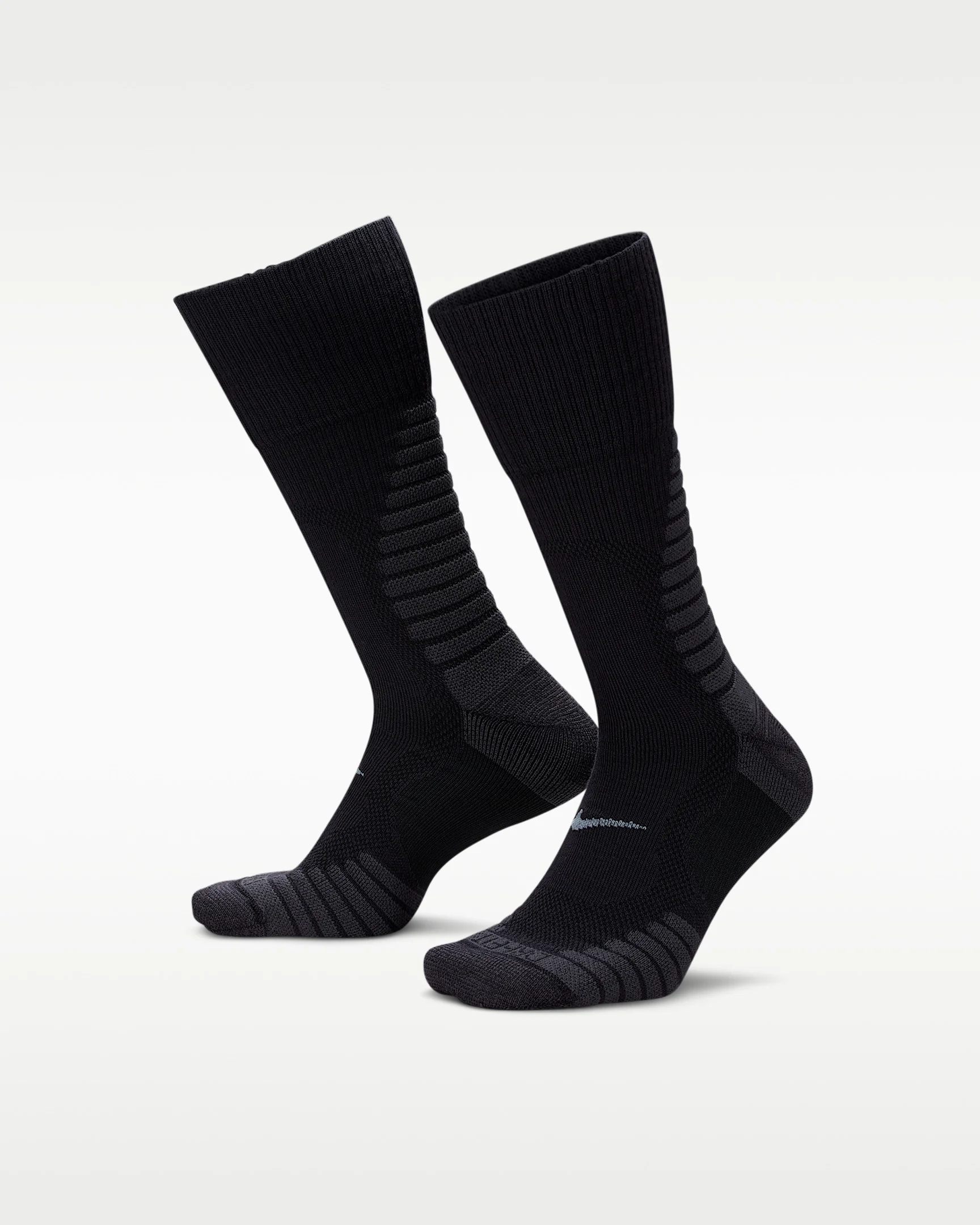 Nike Outdoor Cushioned Crew Socks (1 Pair) - 1