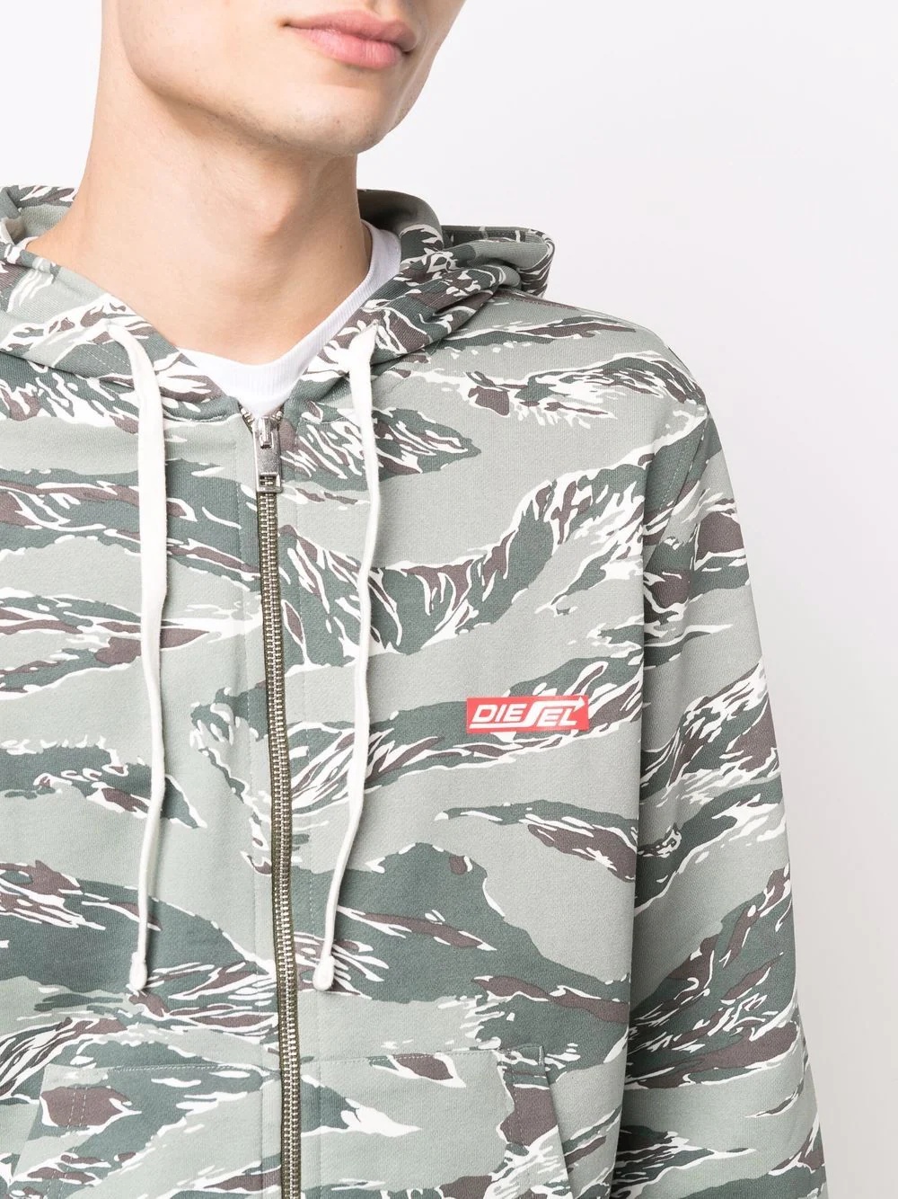 camouflage-print zip-through hooded sweatshirt - 5