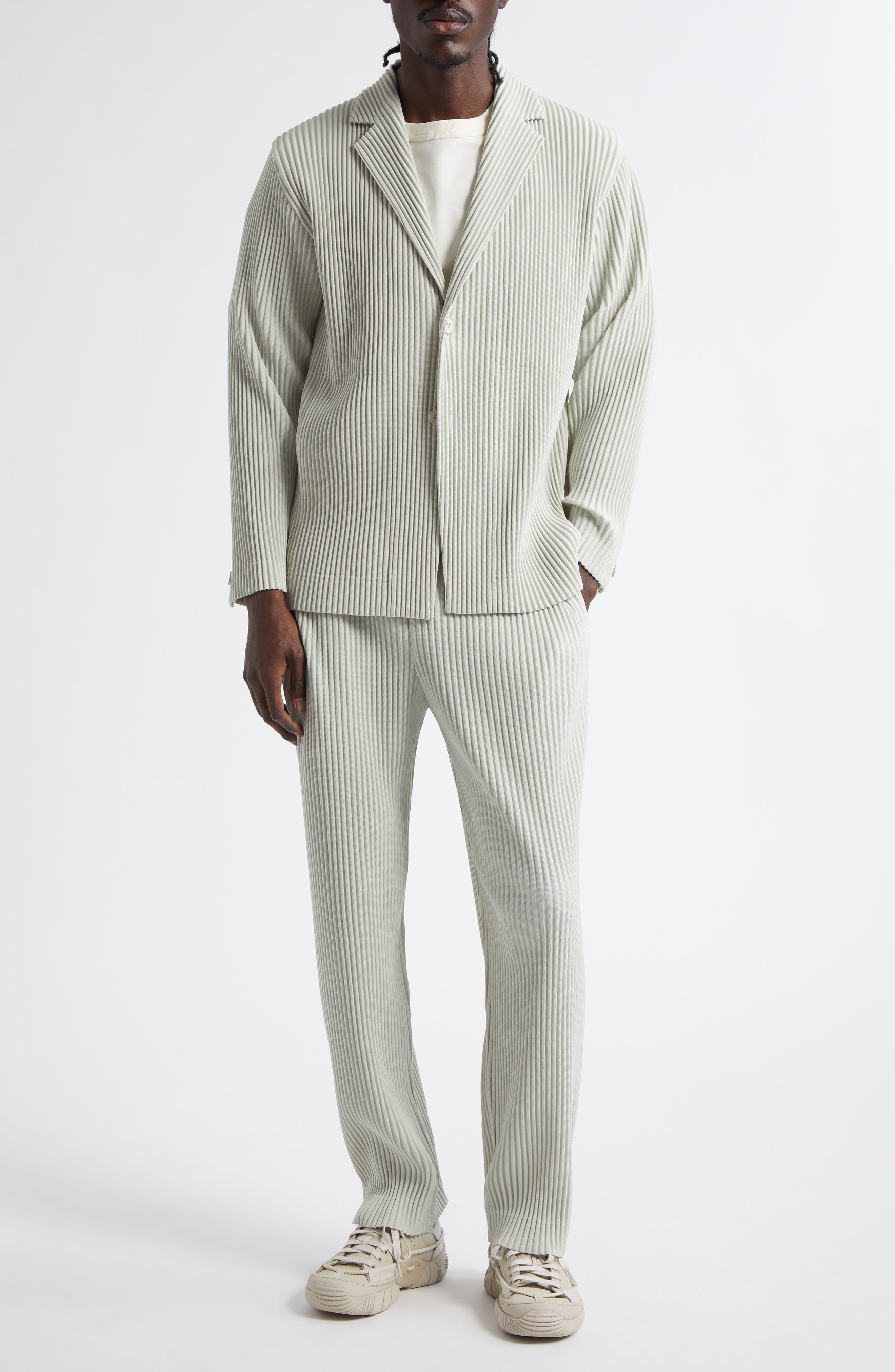 Homme Plissé Issey Miyake Tailored Pleats 1 Single Breasted Blazer in Frosty Gray at Nordstrom - 1
