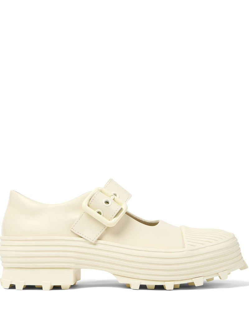 트라ktori loafers 1