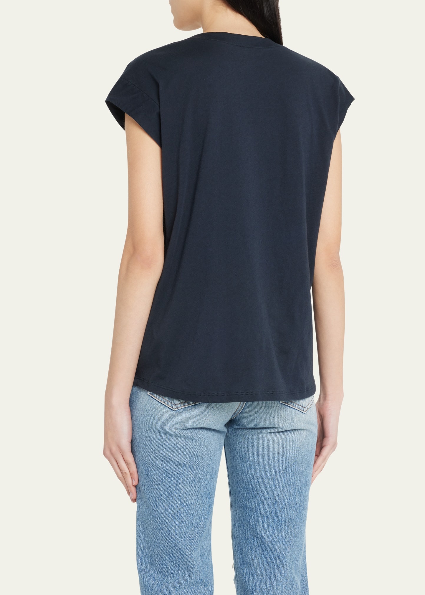Le Mid Rise V-Neck Tee - 3