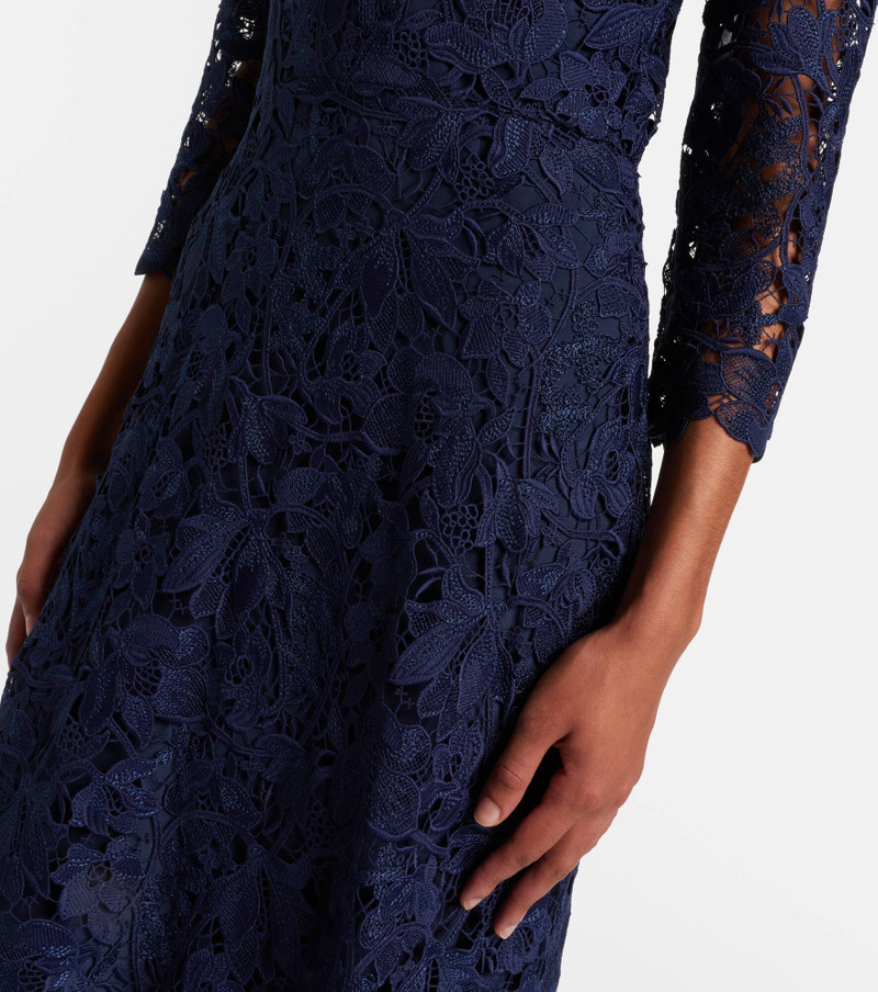 Lace gown 5