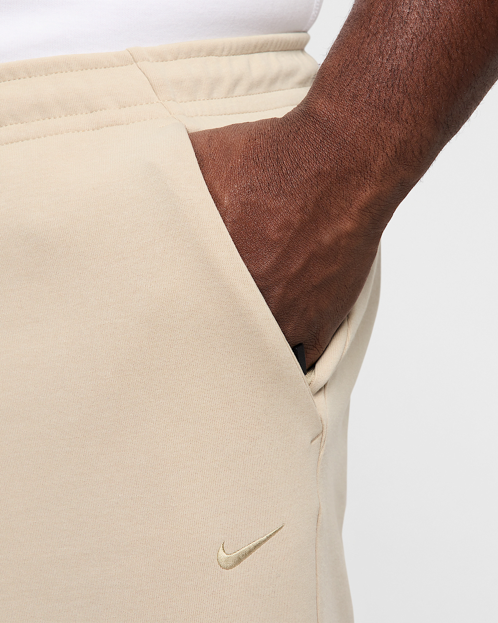 Nike Primary Fleece Men's 7" Dri-FIT UV Unlined Performance Shorts - 12