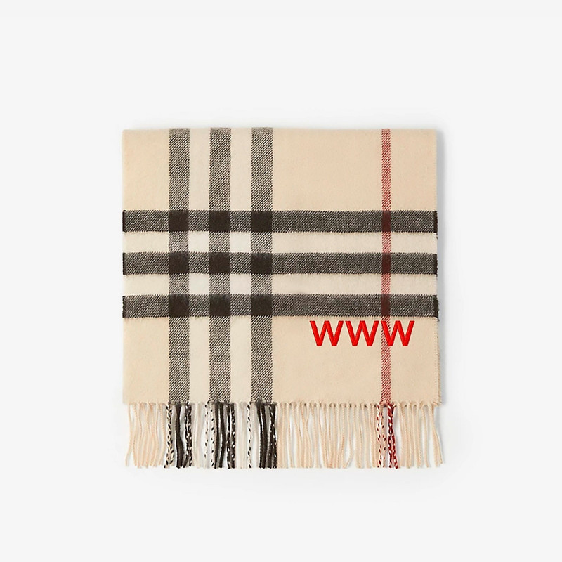 Burberry Burberry Check Cashmere Scarf outlook