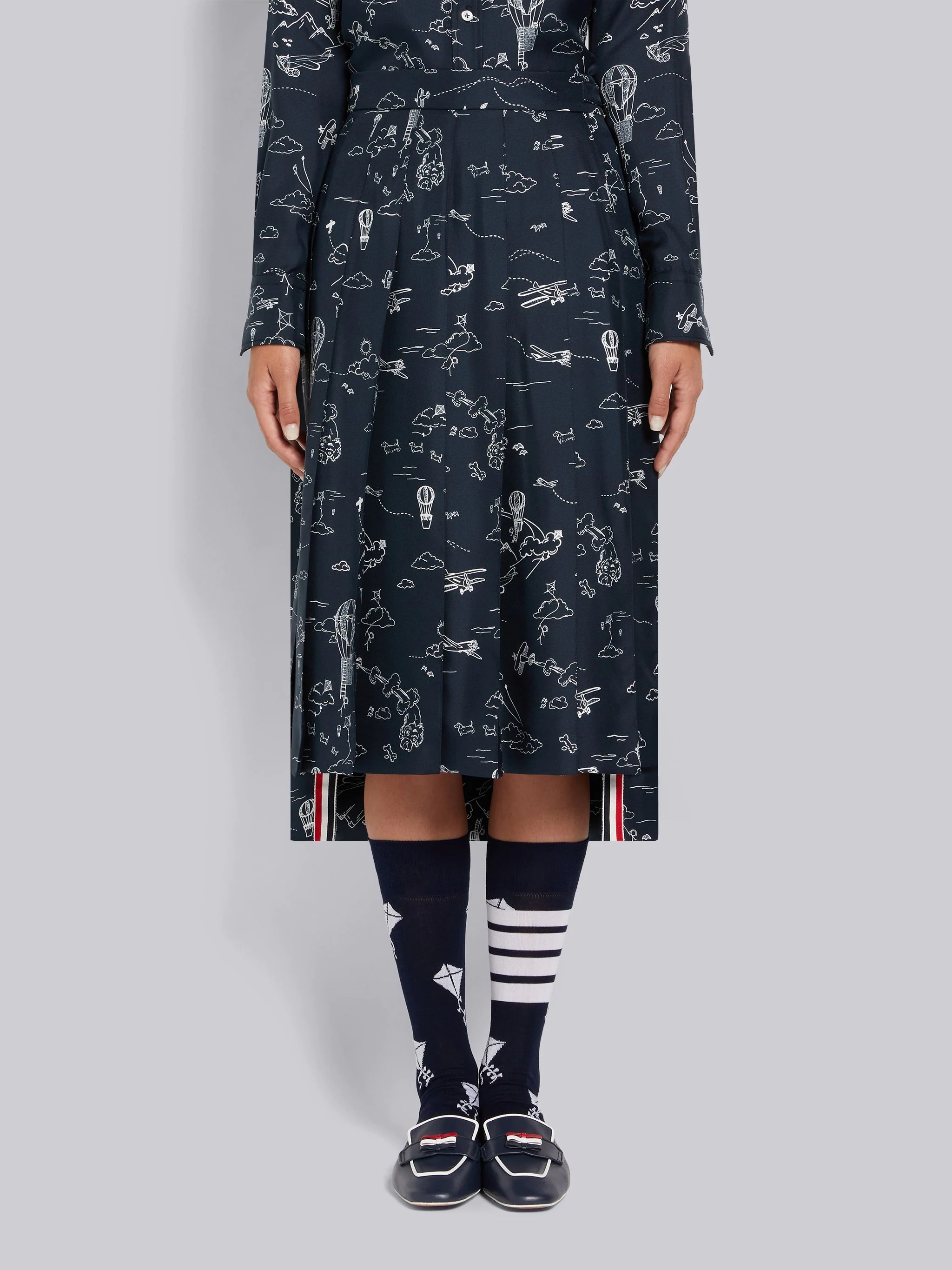 Navy Sky Toile Printed Silk Twill Dropped Back Pleated Below the Knee Skirt - 1