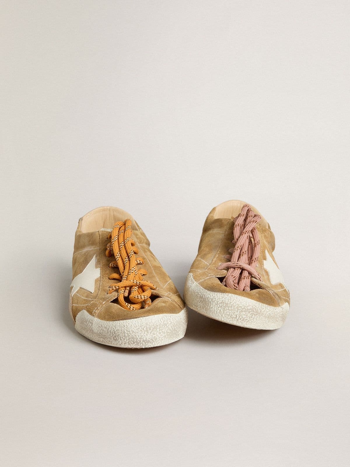 Men's True-Star in tobacco-colored suede with white star and platinum heel tab - 4