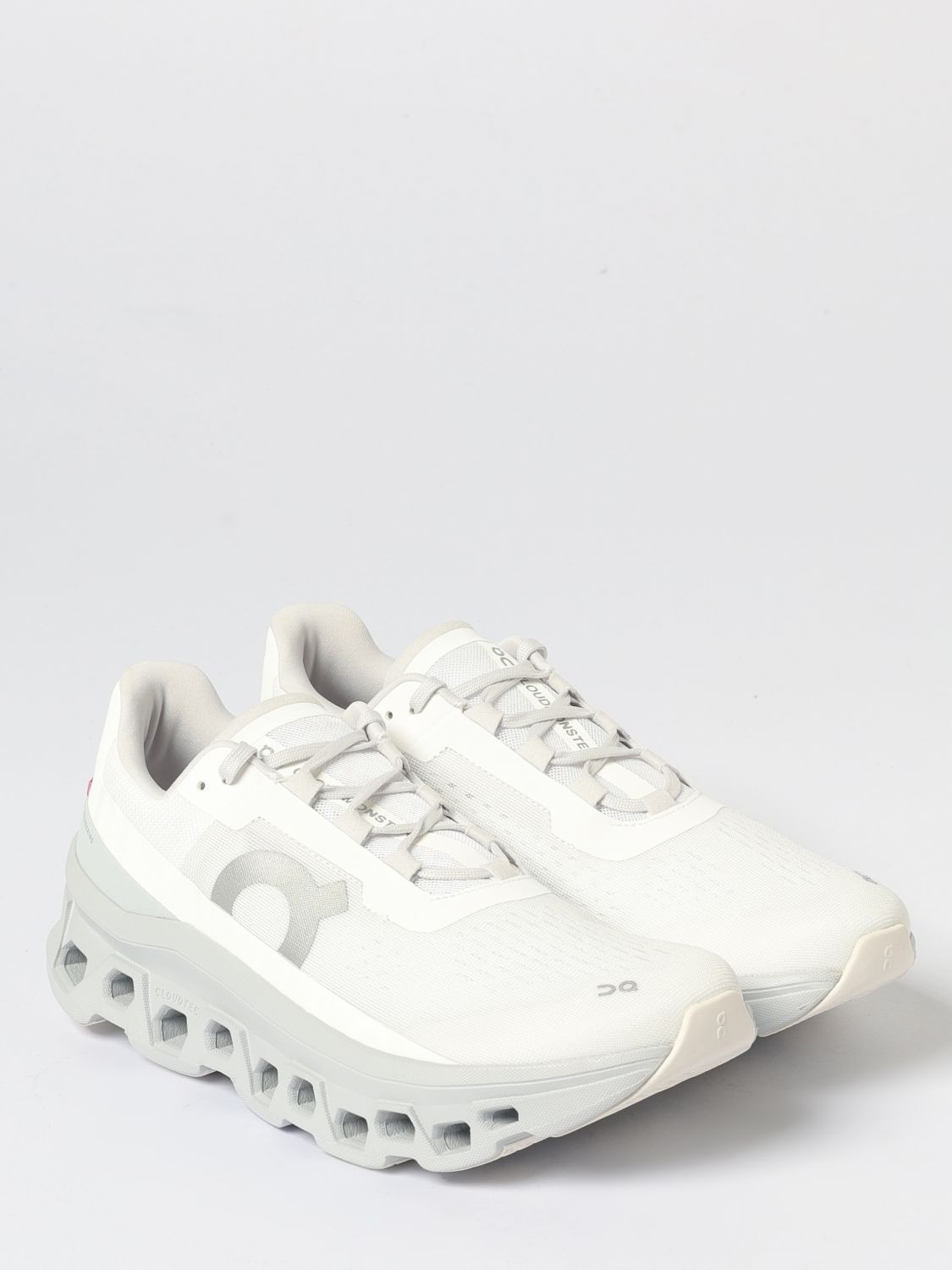Shoes men On - 2